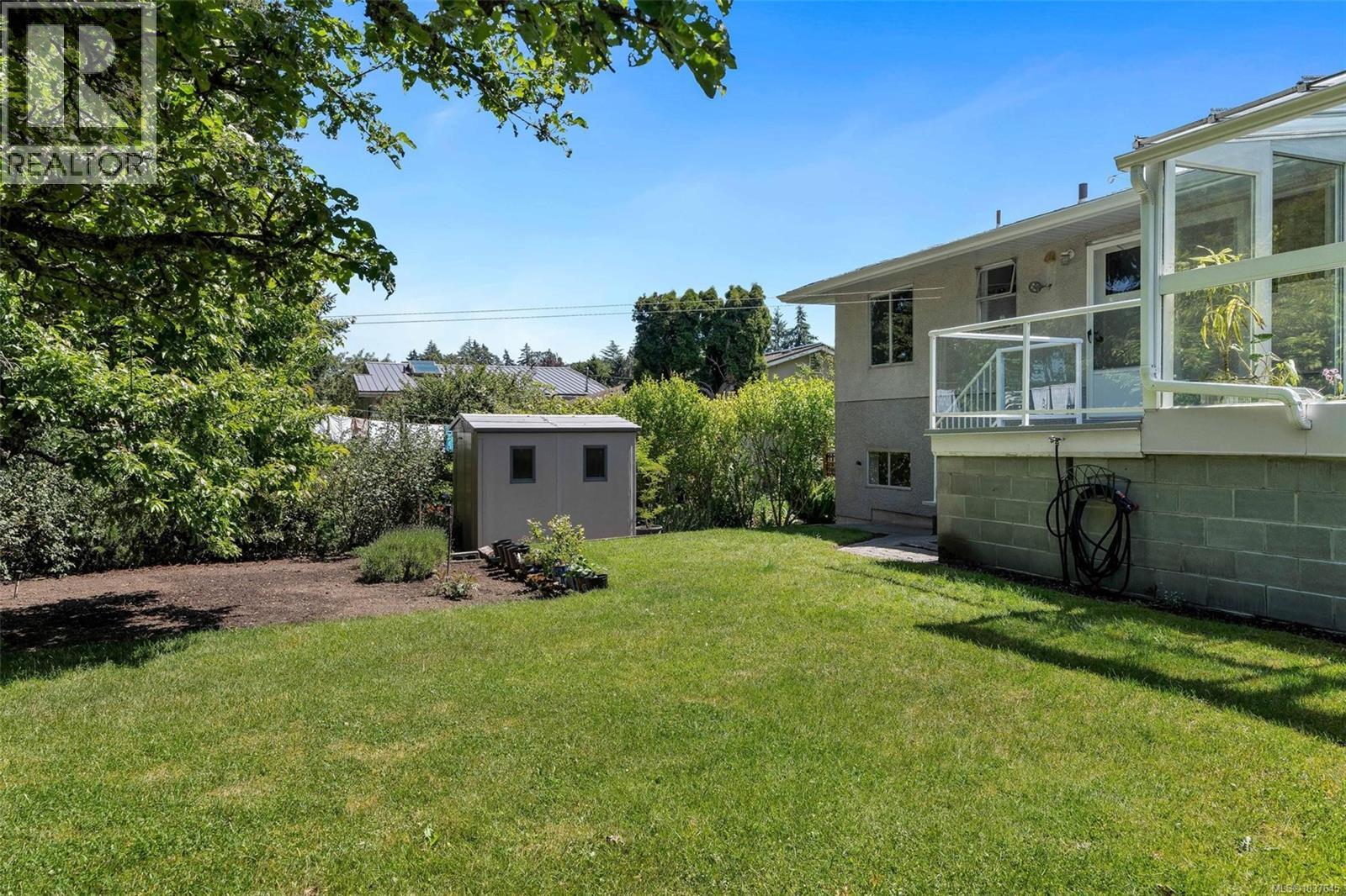 1318 Moorgreen Pl - 29
