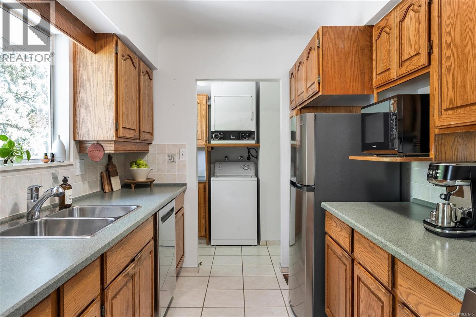 1318 Moorgreen Pl - 9