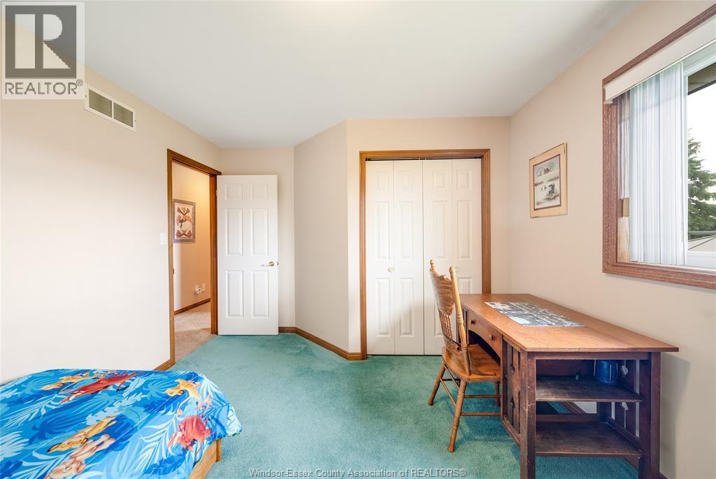 313 APPLEWOOD - 17
