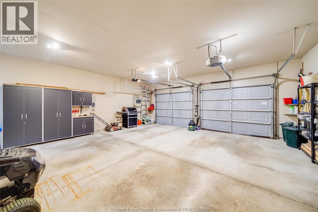 313 APPLEWOOD - 34