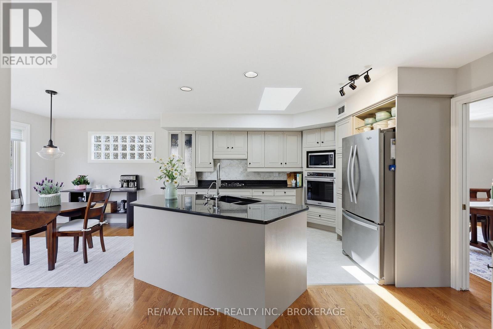 26 KENWOODS CIRCLE - 13