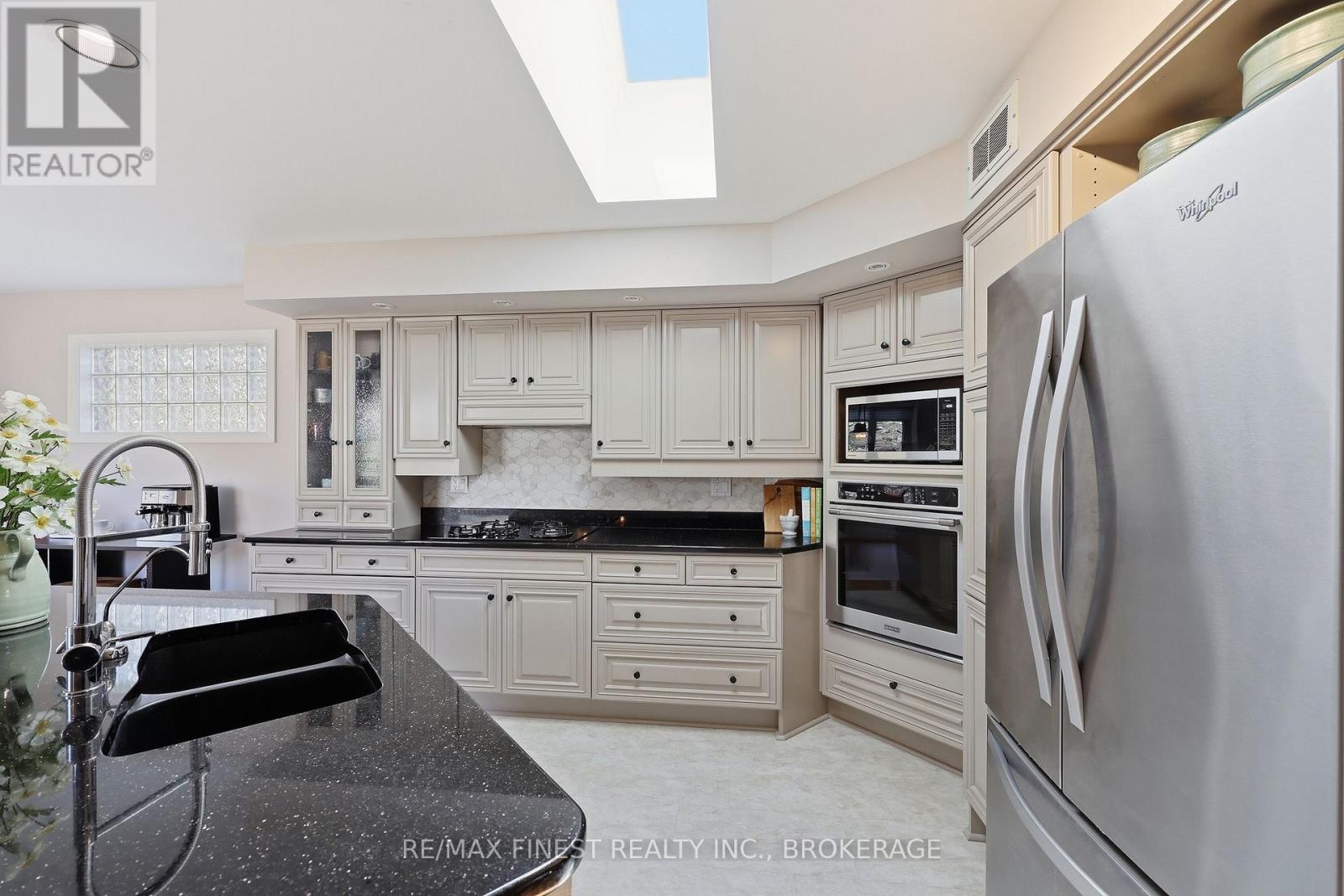 26 KENWOODS CIRCLE - 14