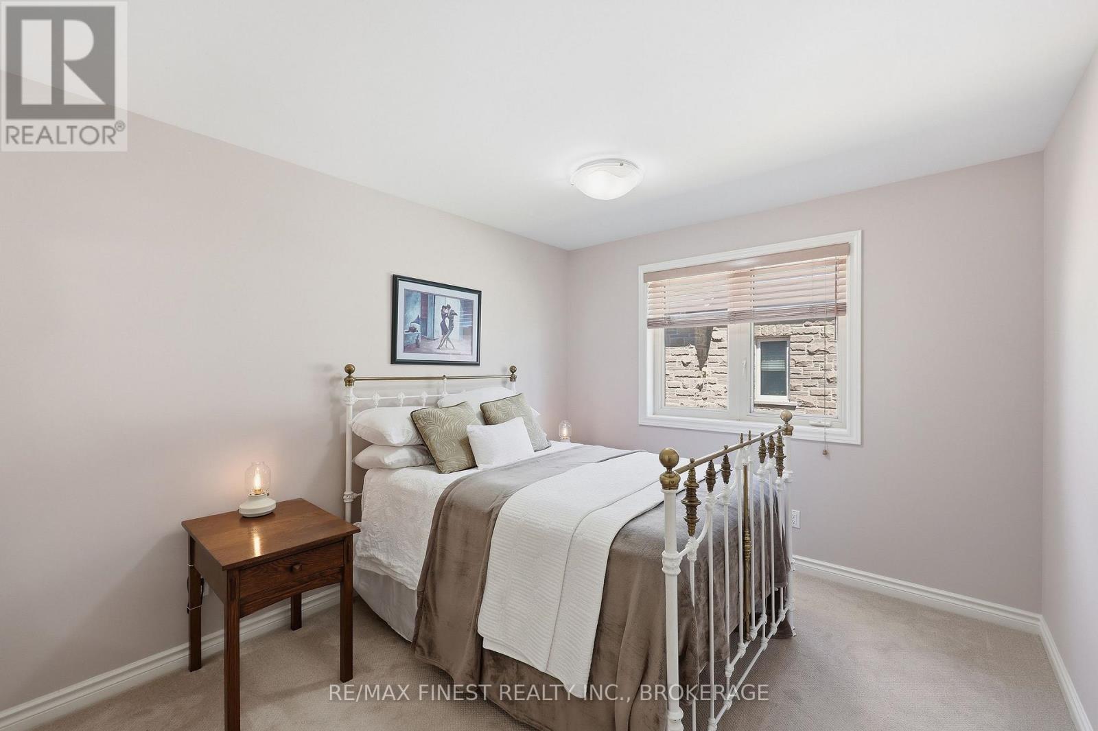 26 KENWOODS CIRCLE - 27