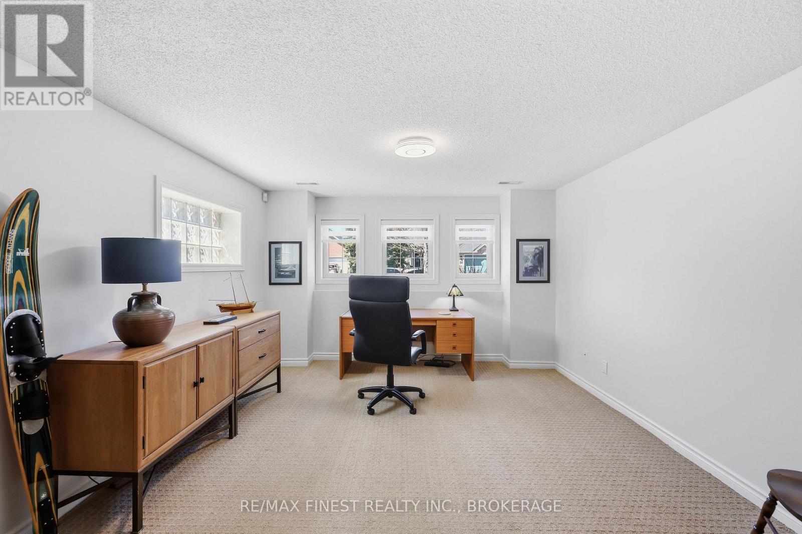 26 KENWOODS CIRCLE - 34