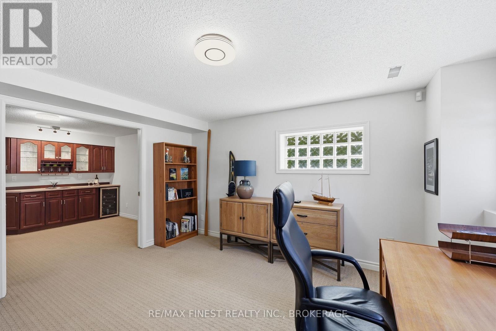 26 KENWOODS CIRCLE - 35