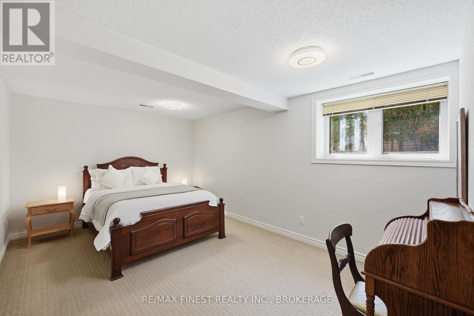 26 KENWOODS CIRCLE - 37