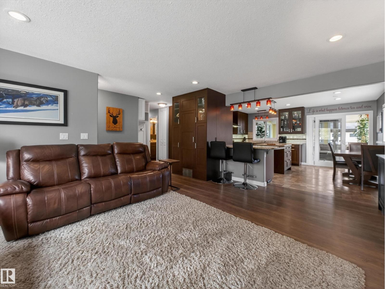 8410 95B Ave - 8