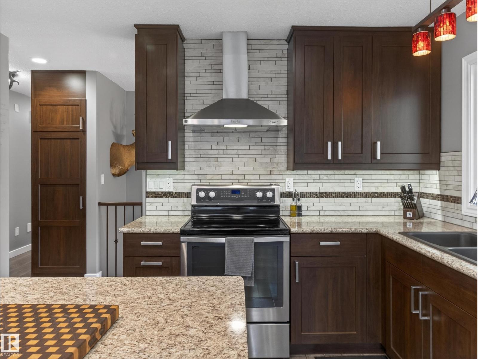 8410 95B Ave - 18