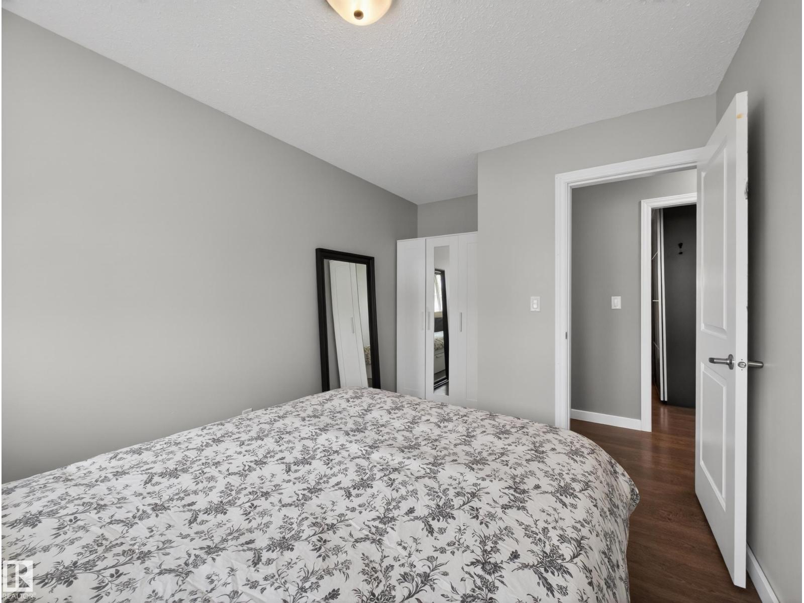 8410 95B Ave - 34