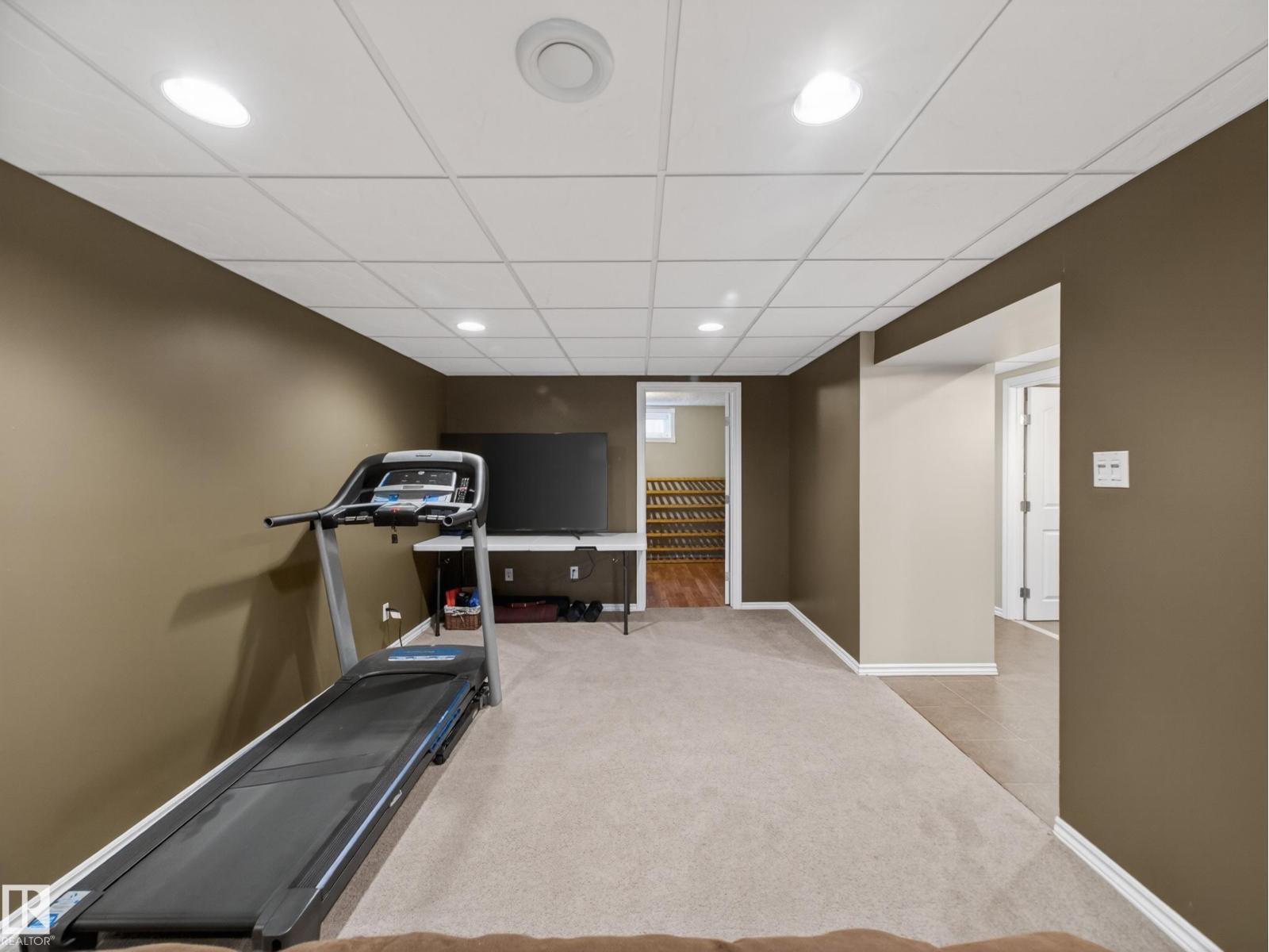 8410 95B Ave - 46