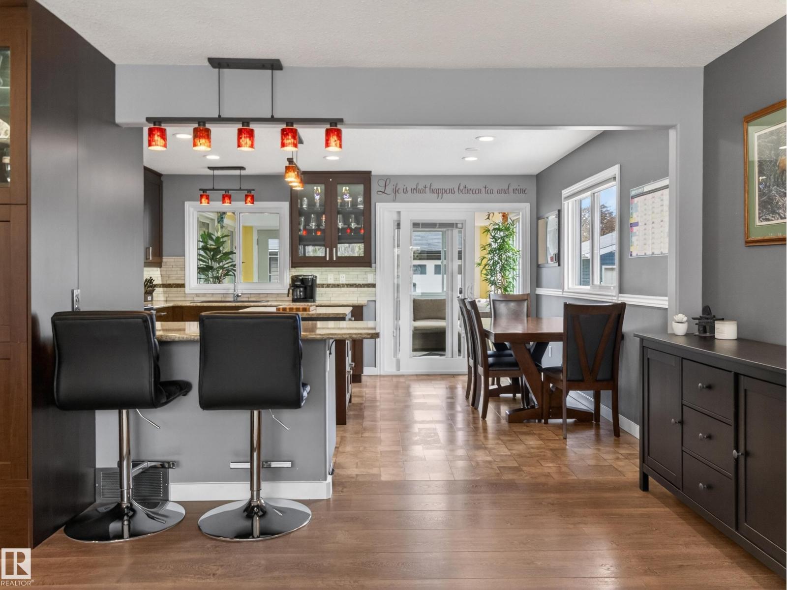 8410 95B Ave - 10