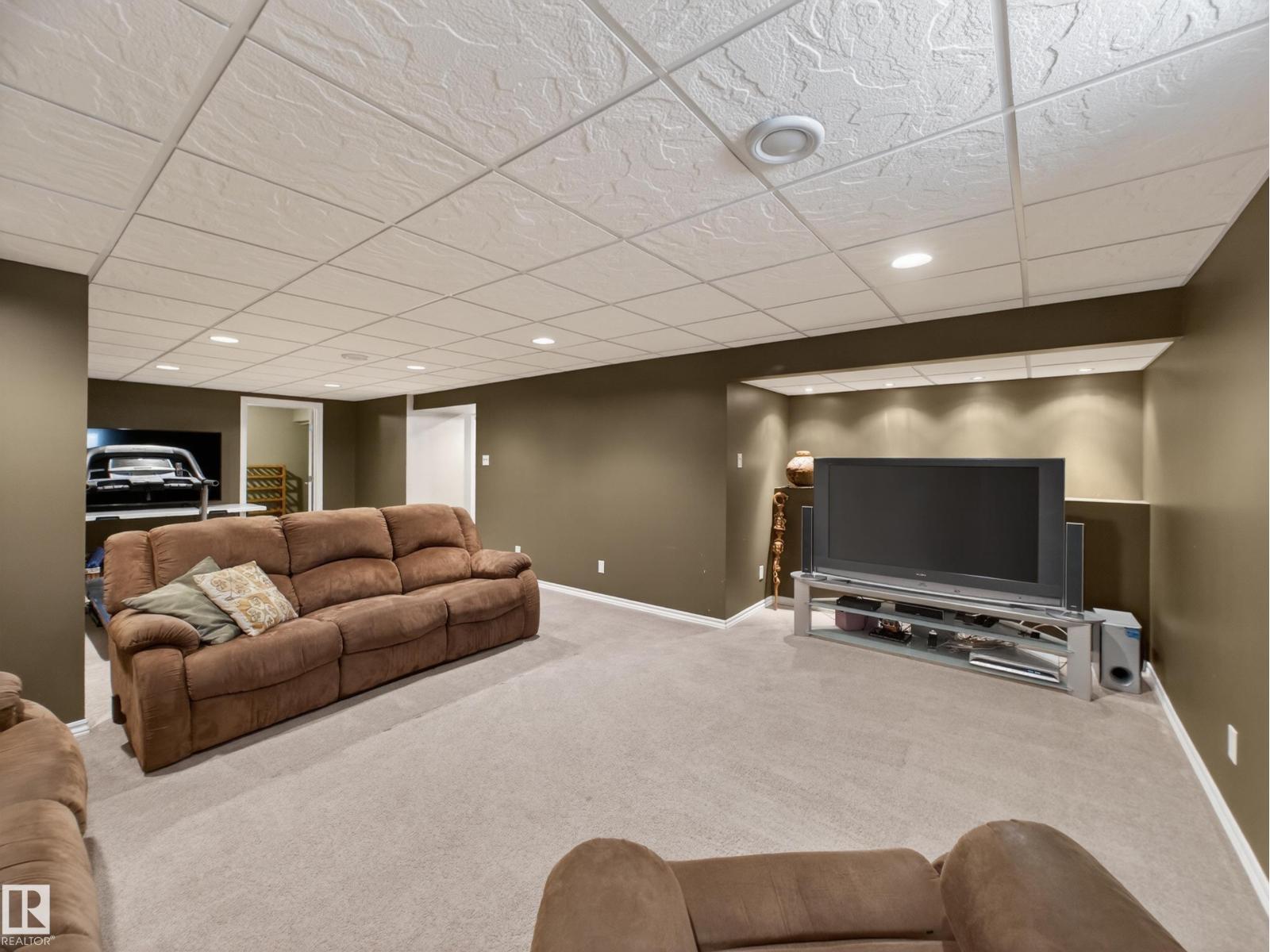 8410 95B Ave - 45
