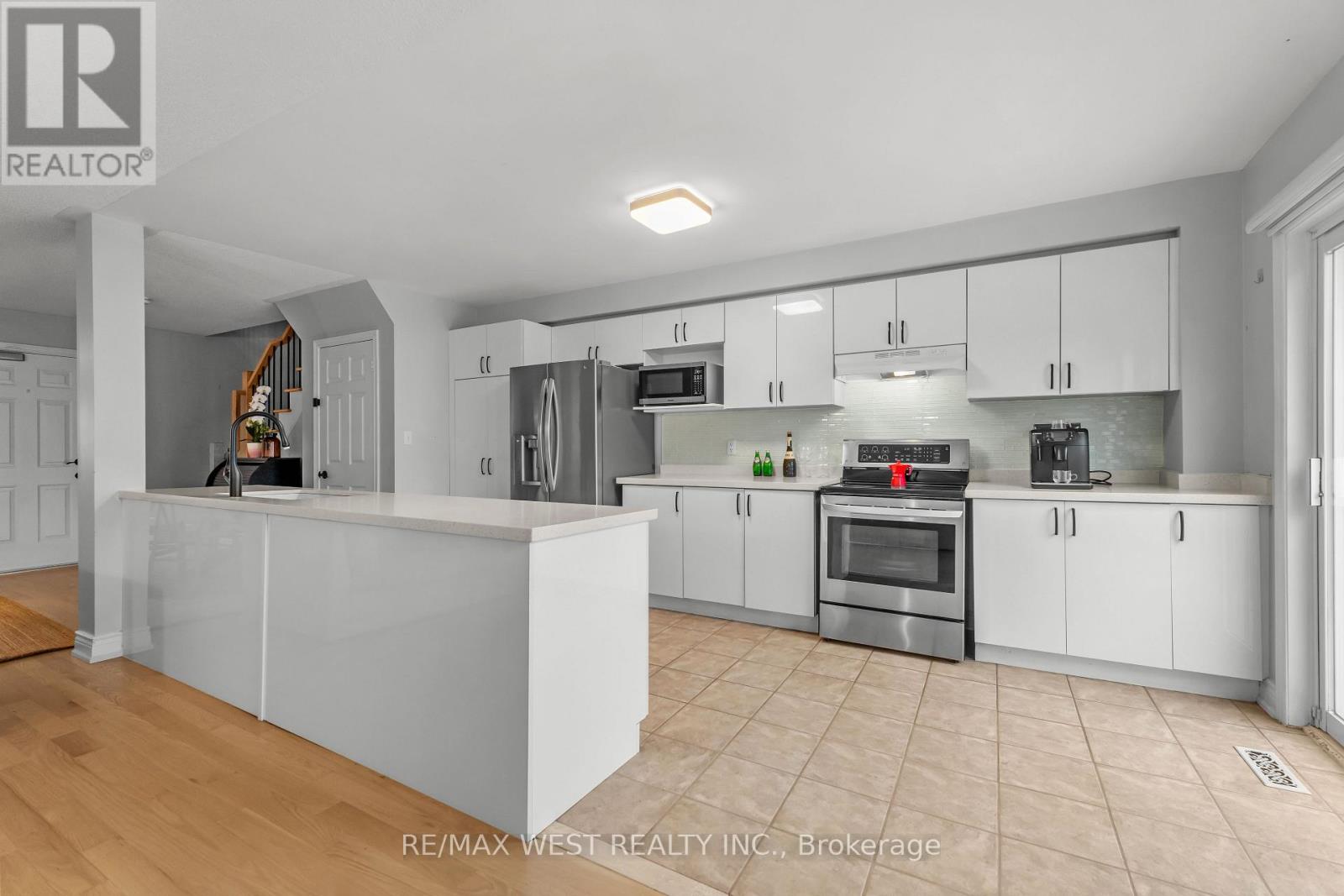 284 MONTE CARLO DRIVE - 12