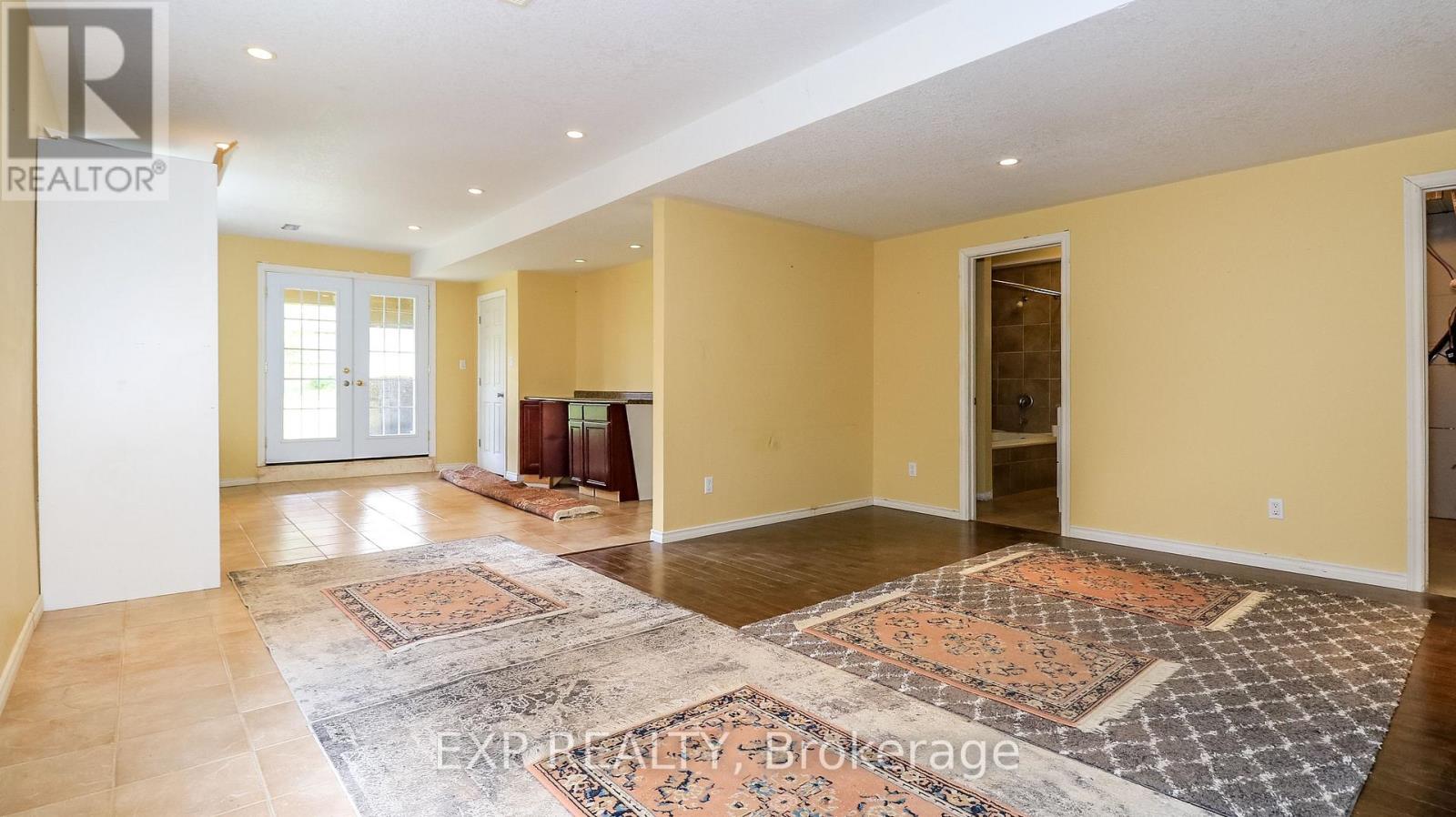 125 JESSICA DRIVE - 14