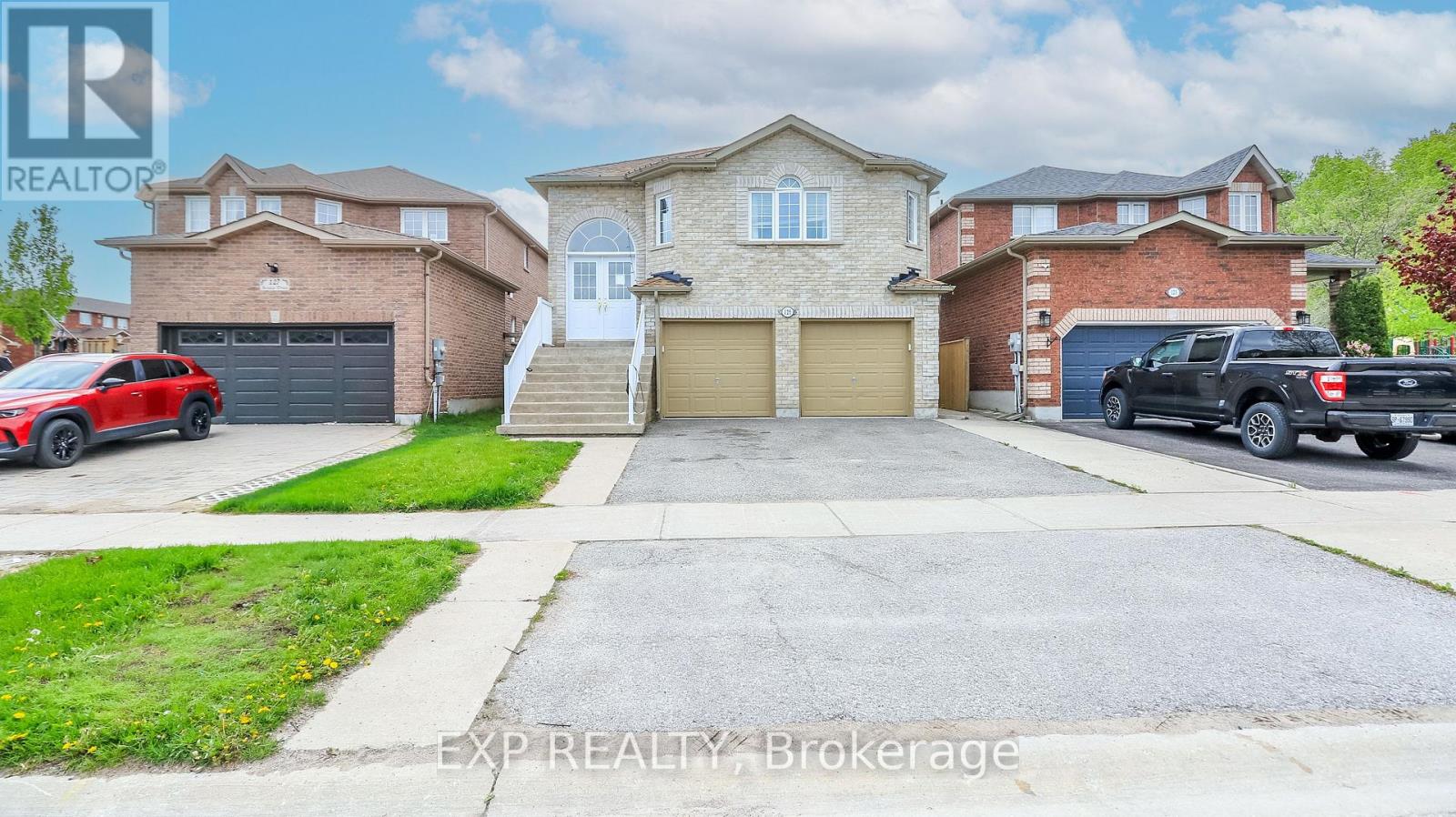 125 JESSICA DRIVE - Image 2