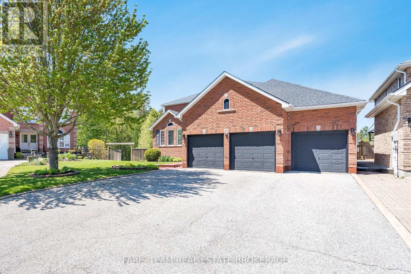 11 BERRY COURT - Image 2