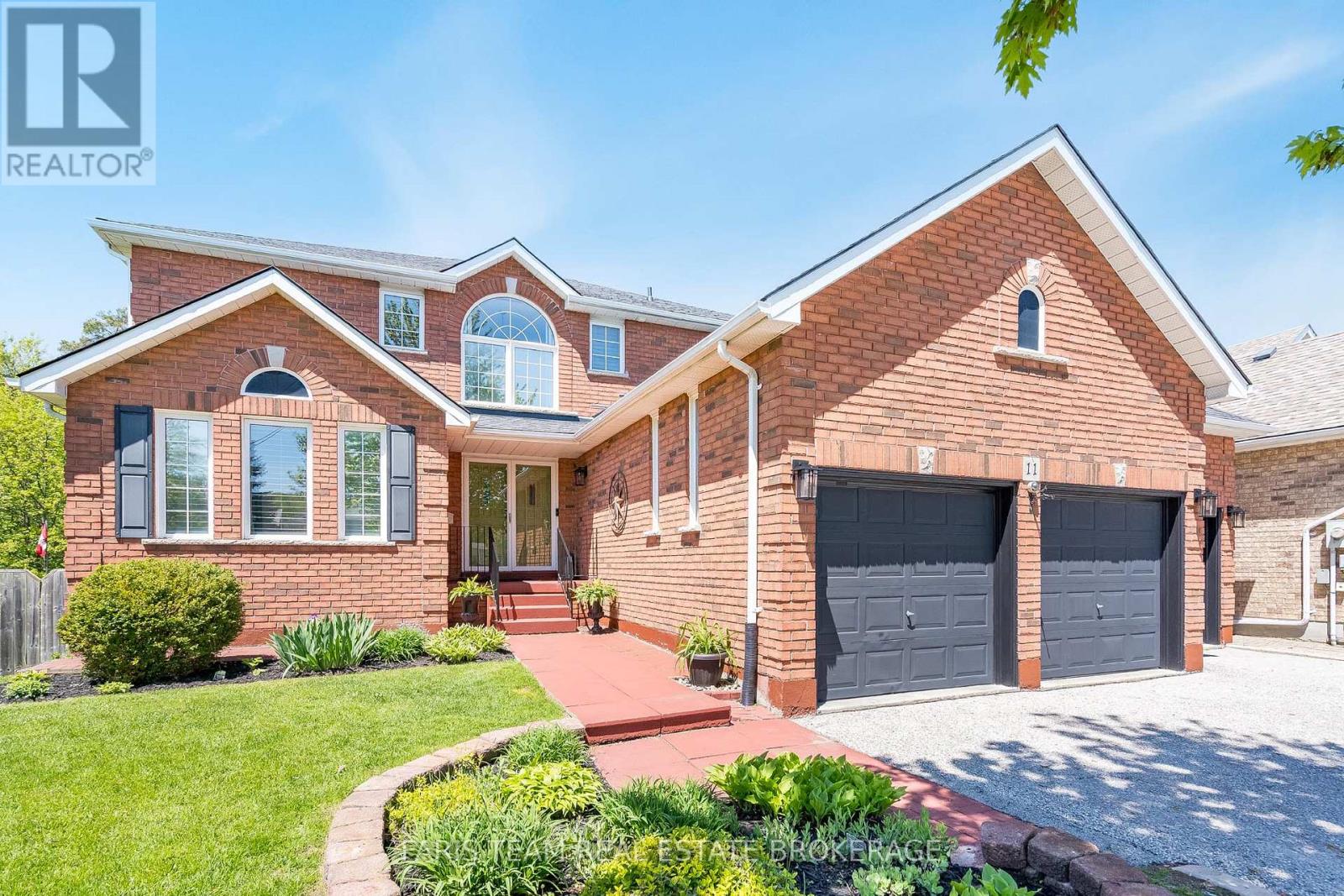 11 BERRY COURT - Image 3