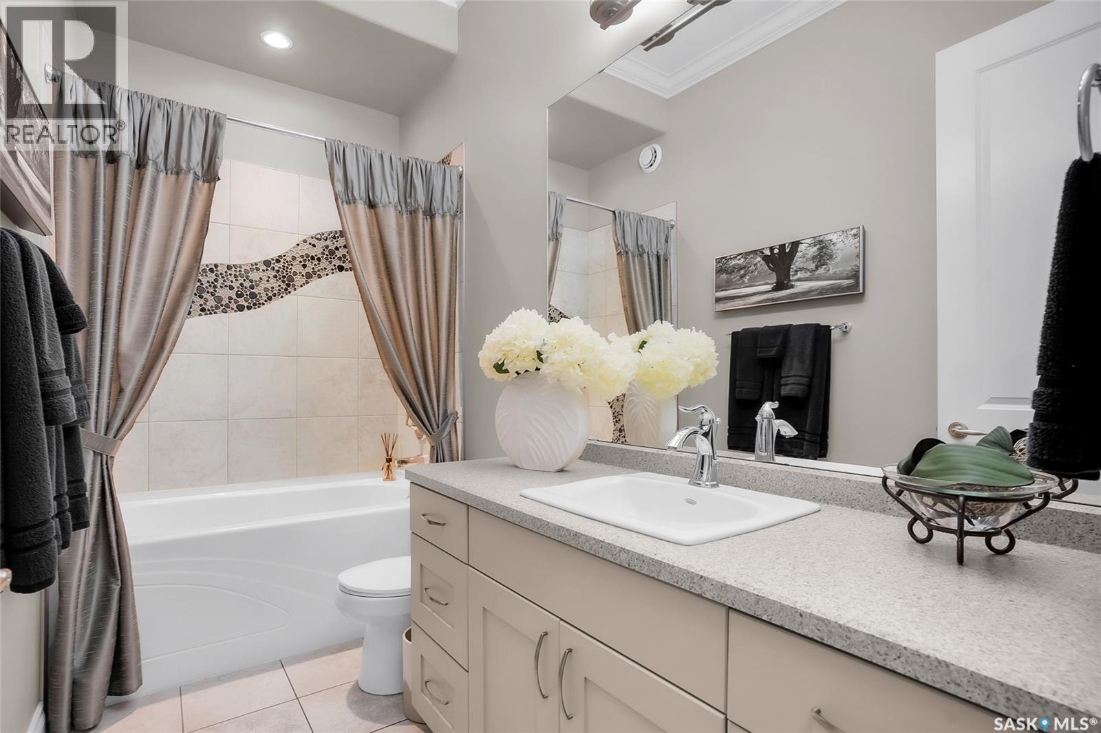 142 Assaly STREET - 33