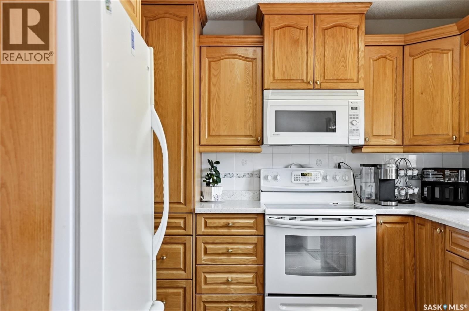3355 Fairlight DRIVE - 17