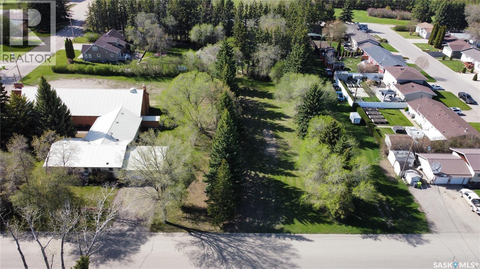 912 Victoria AVENUE - photo 2