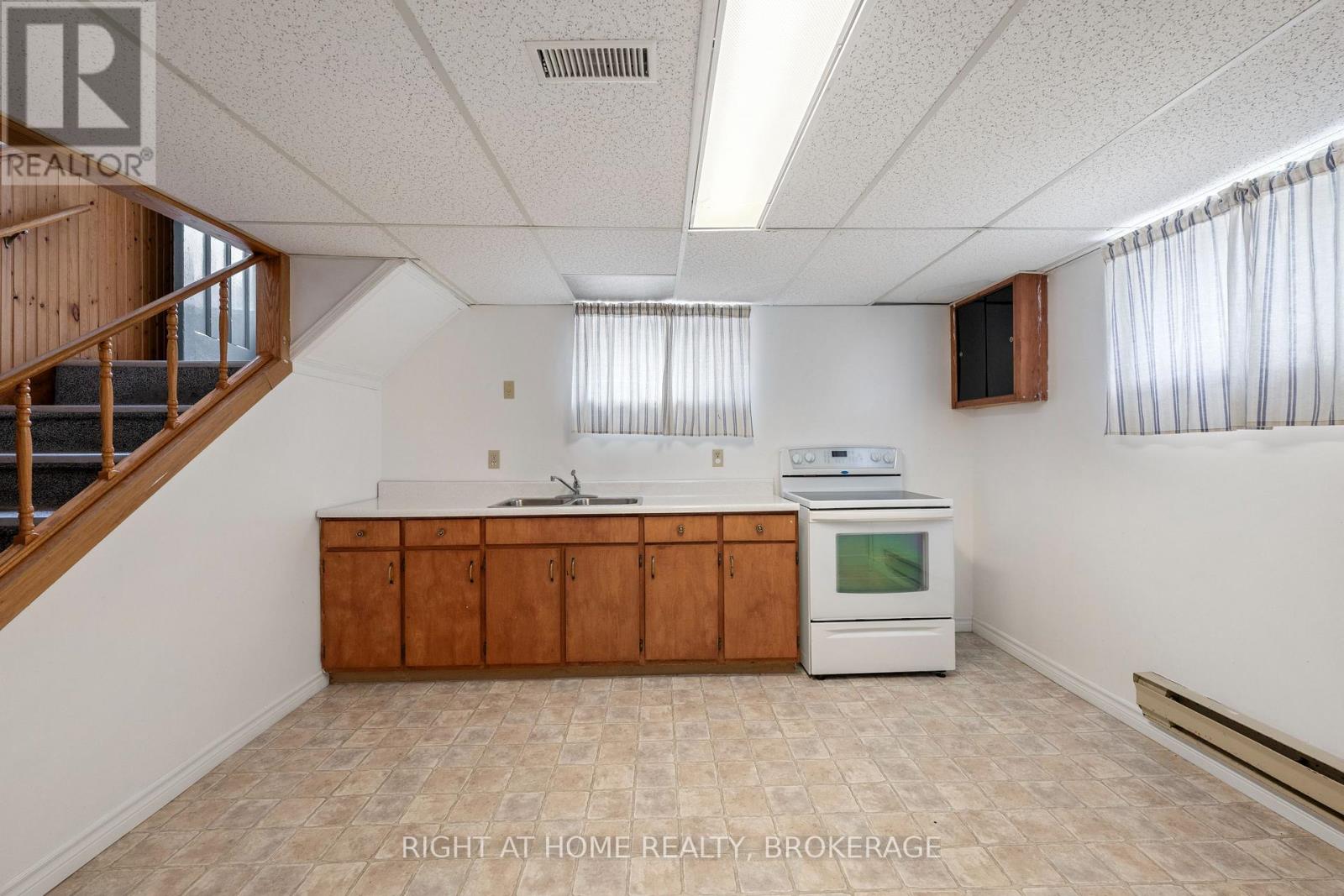 133 QUAKER ROAD - 35