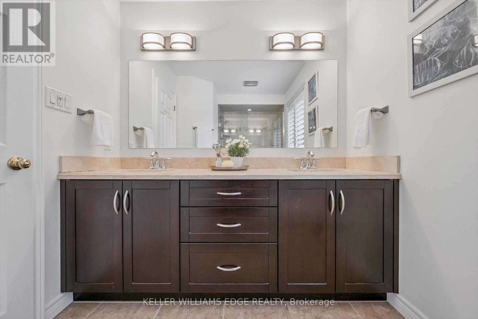 2124 KEVIN CRESCENT - 25