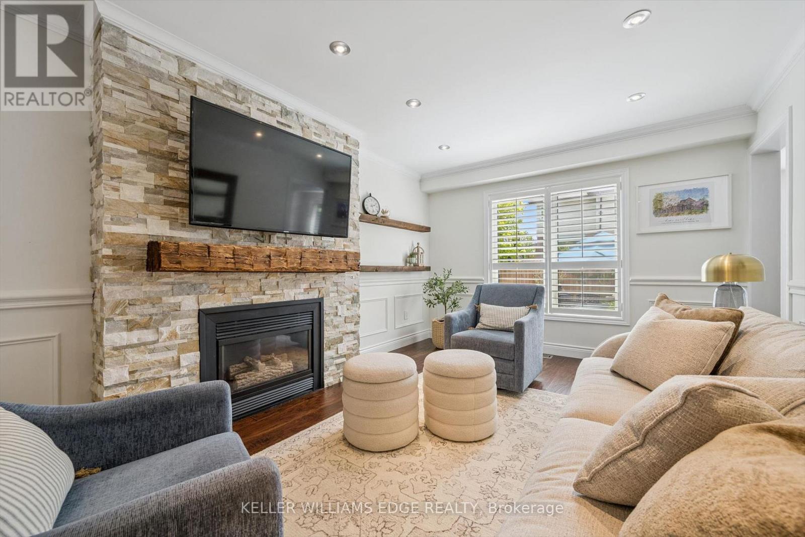2124 KEVIN CRESCENT - 6