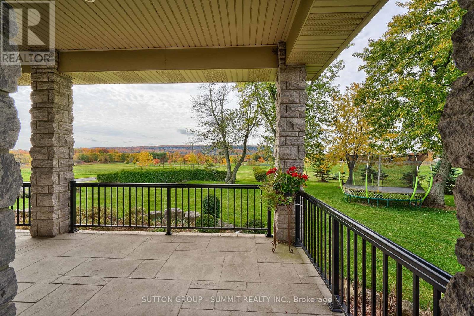 5431 APPLEBY LINE - 4