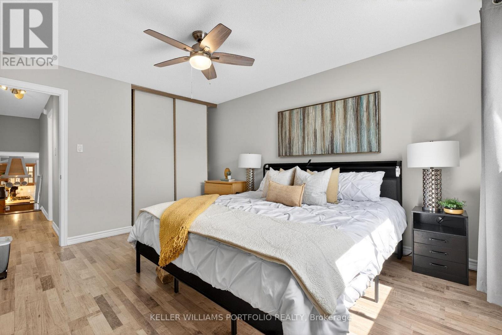 38 LAURELCREST STREET - 19