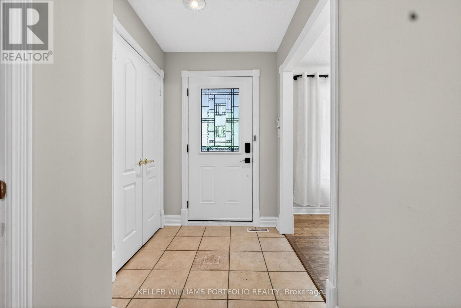 38 LAURELCREST STREET - 4