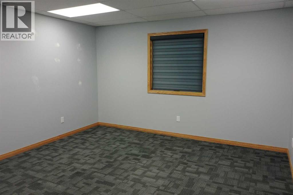 5800 66 Avenue - Photo 14