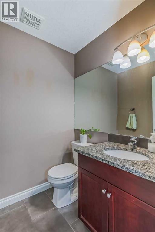 #8 834 2 Avenue NW - 17