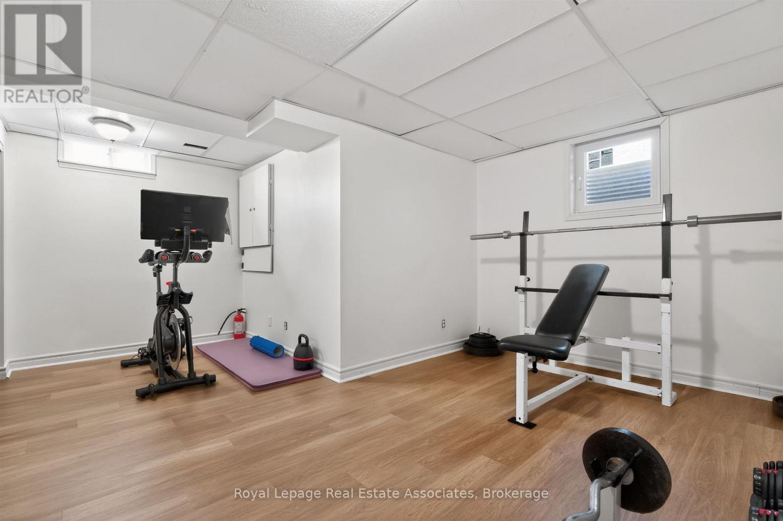 382 NELLES ROAD N - 38