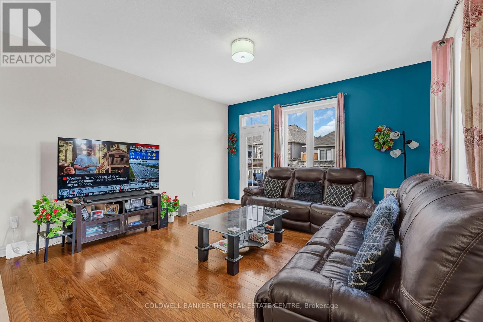 216 PALMER LANE - 23