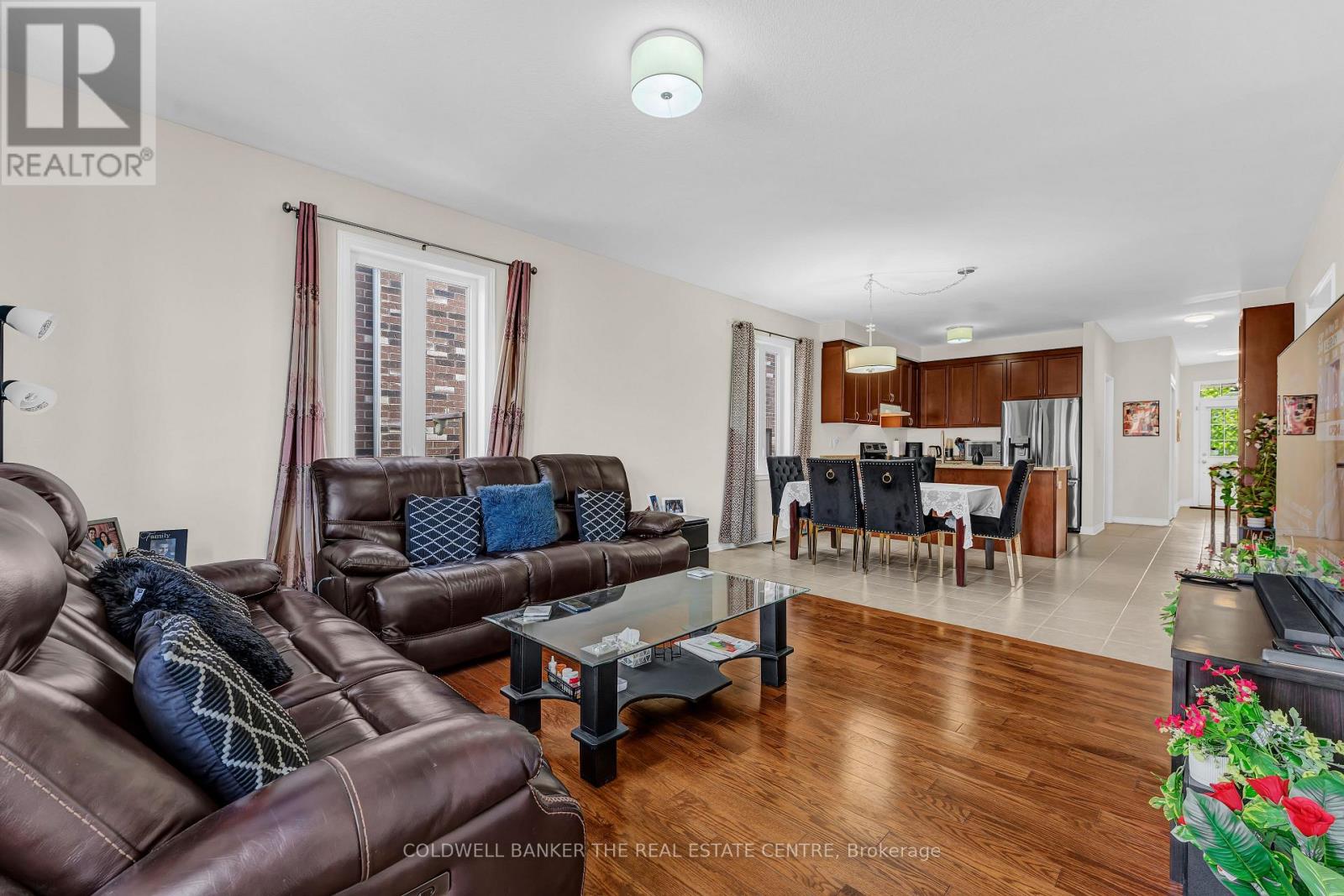 216 PALMER LANE - 25