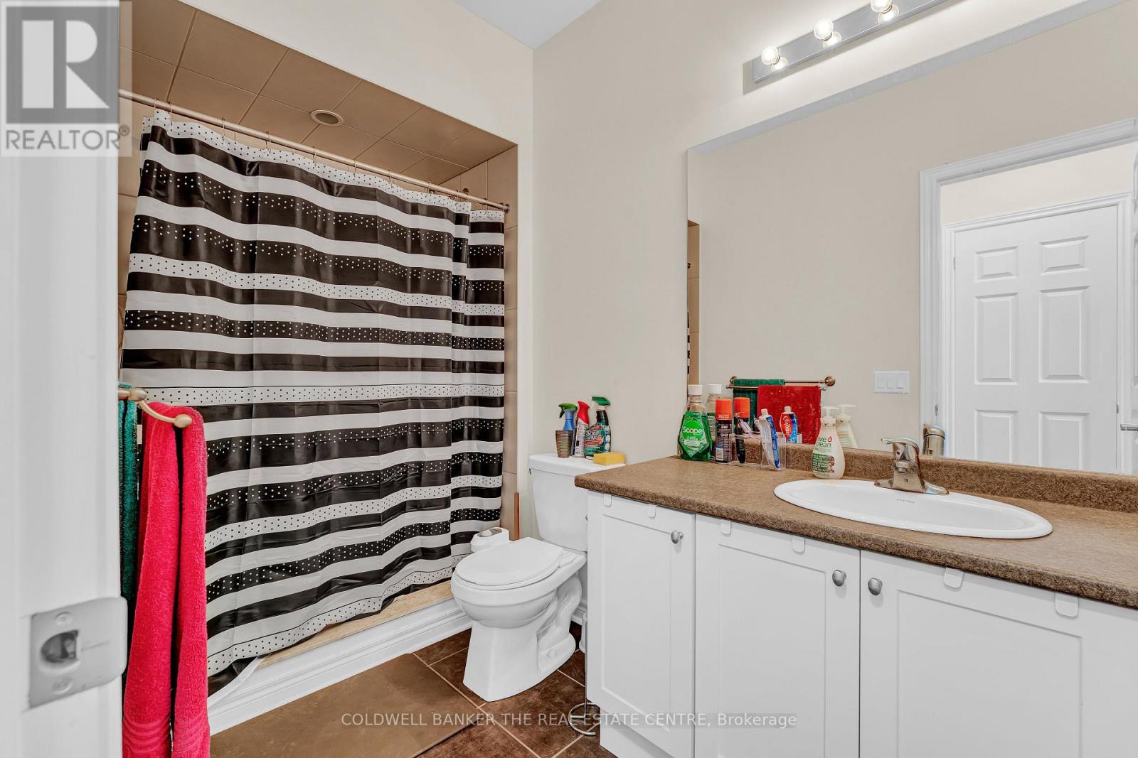 216 PALMER LANE - 29