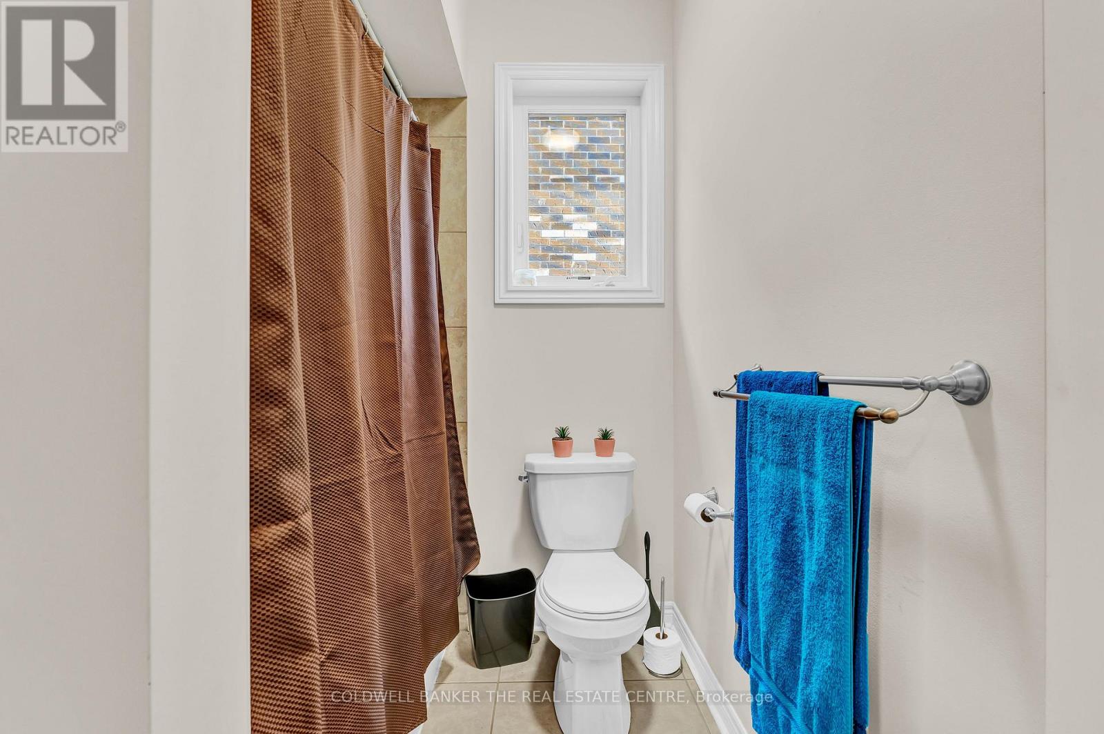 216 PALMER LANE - 33