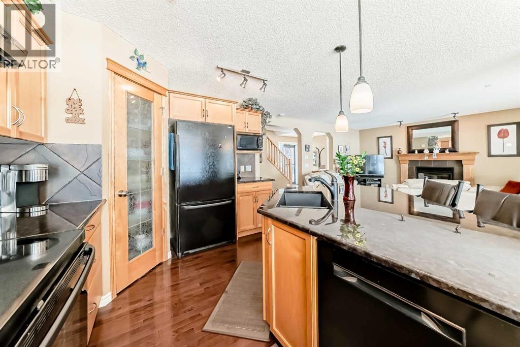 41 Kincora Drive NW - 9