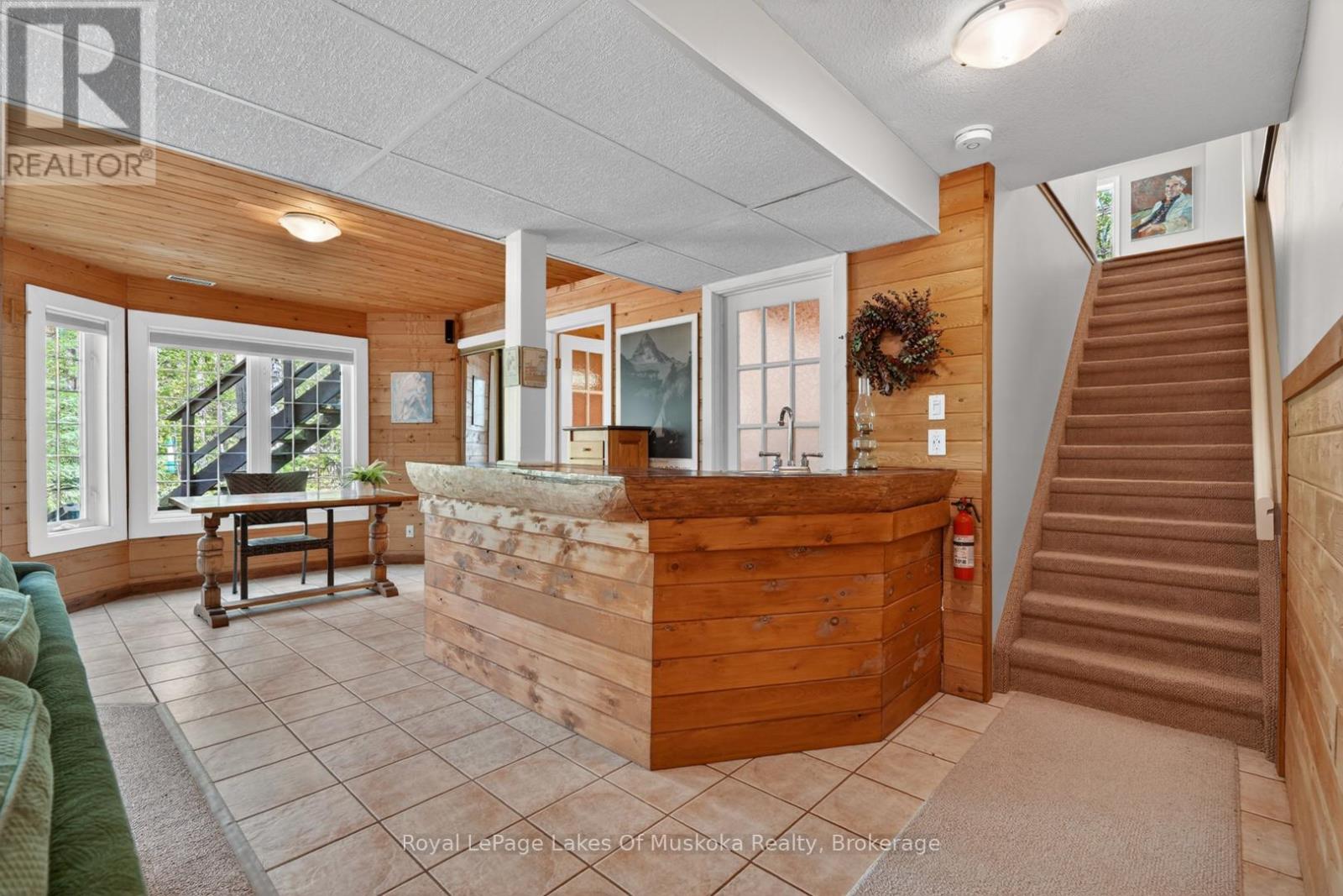 19 THE GRANITE BLUFF - 32