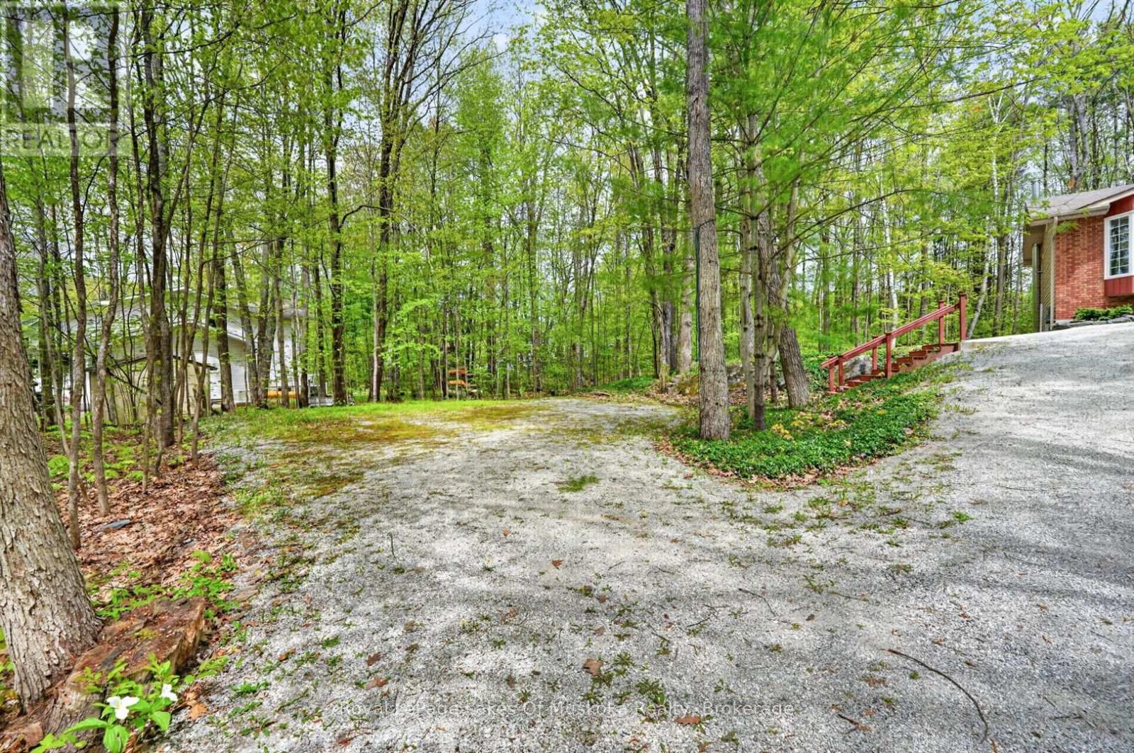 19 THE GRANITE BLUFF - 41