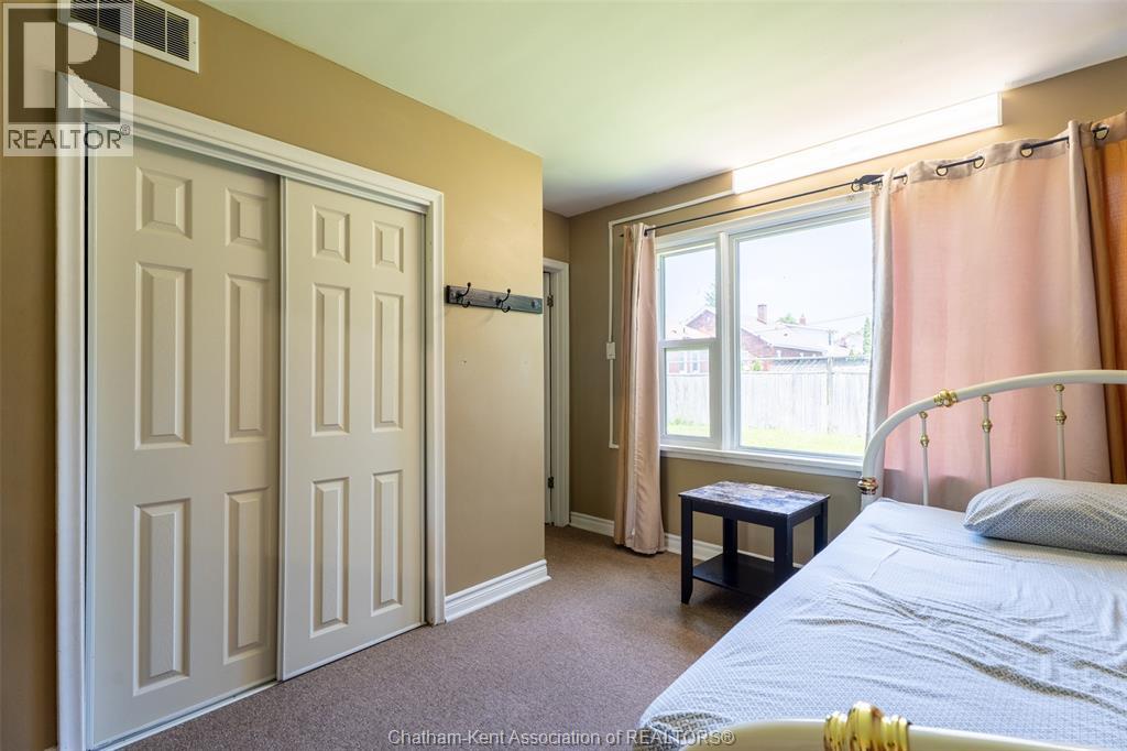 363 Lacroix STREET - 19