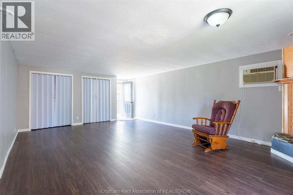 363 Lacroix STREET - 25