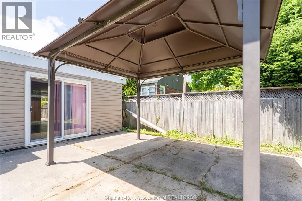 363 Lacroix STREET - 28