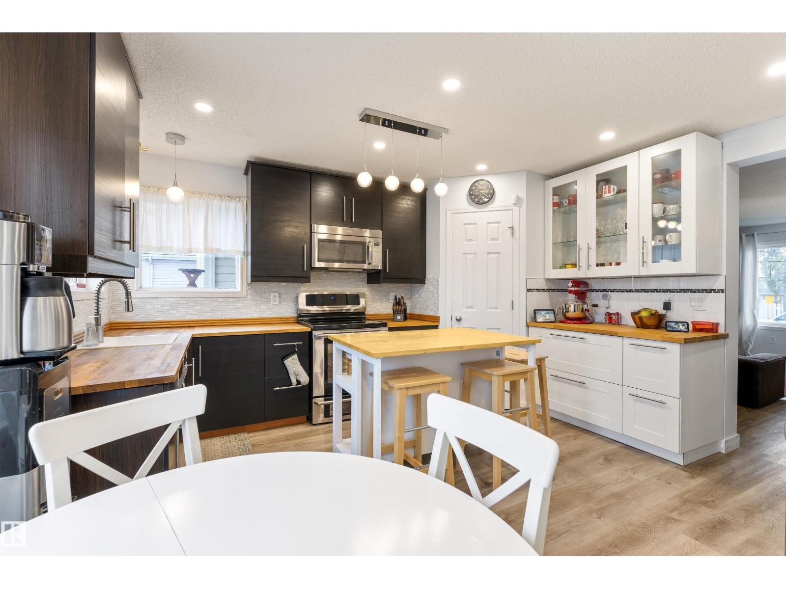 5504 STEVENS CR NW - 8