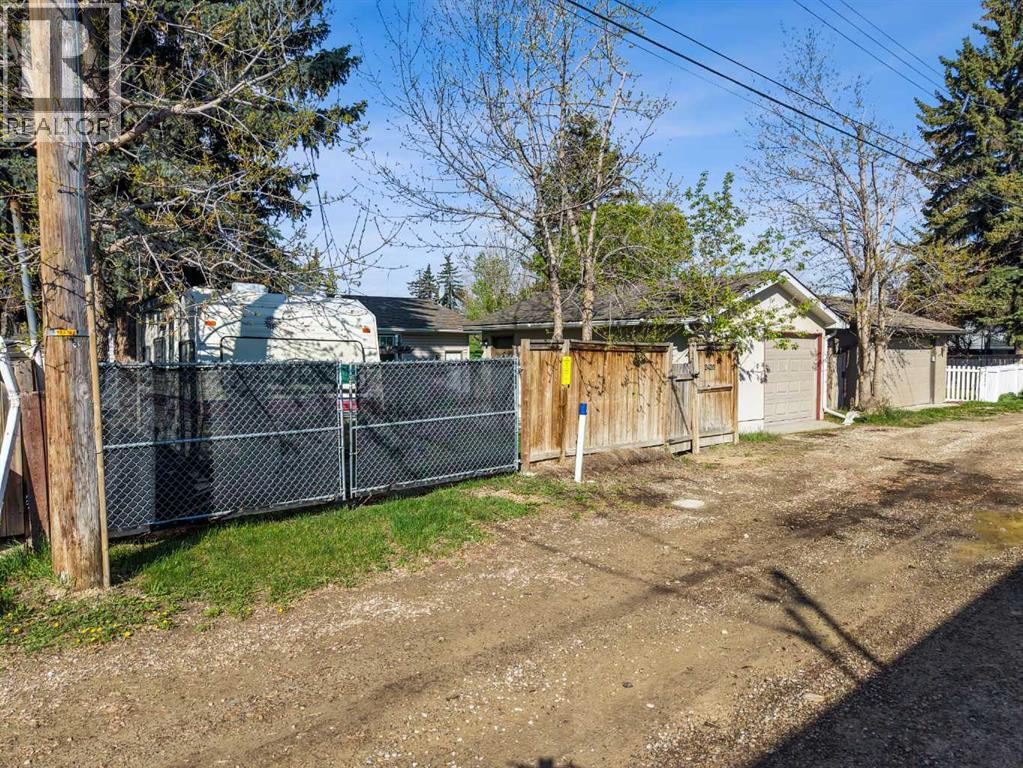 2420 Langriville Drive SW - 43