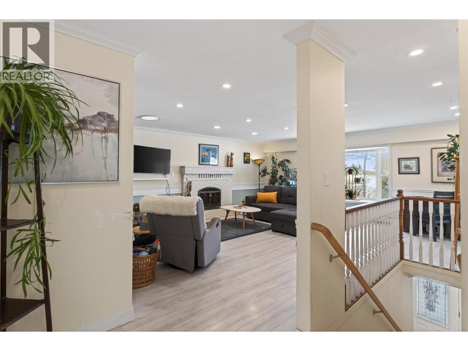 2952 Clapperton Avenue - 20