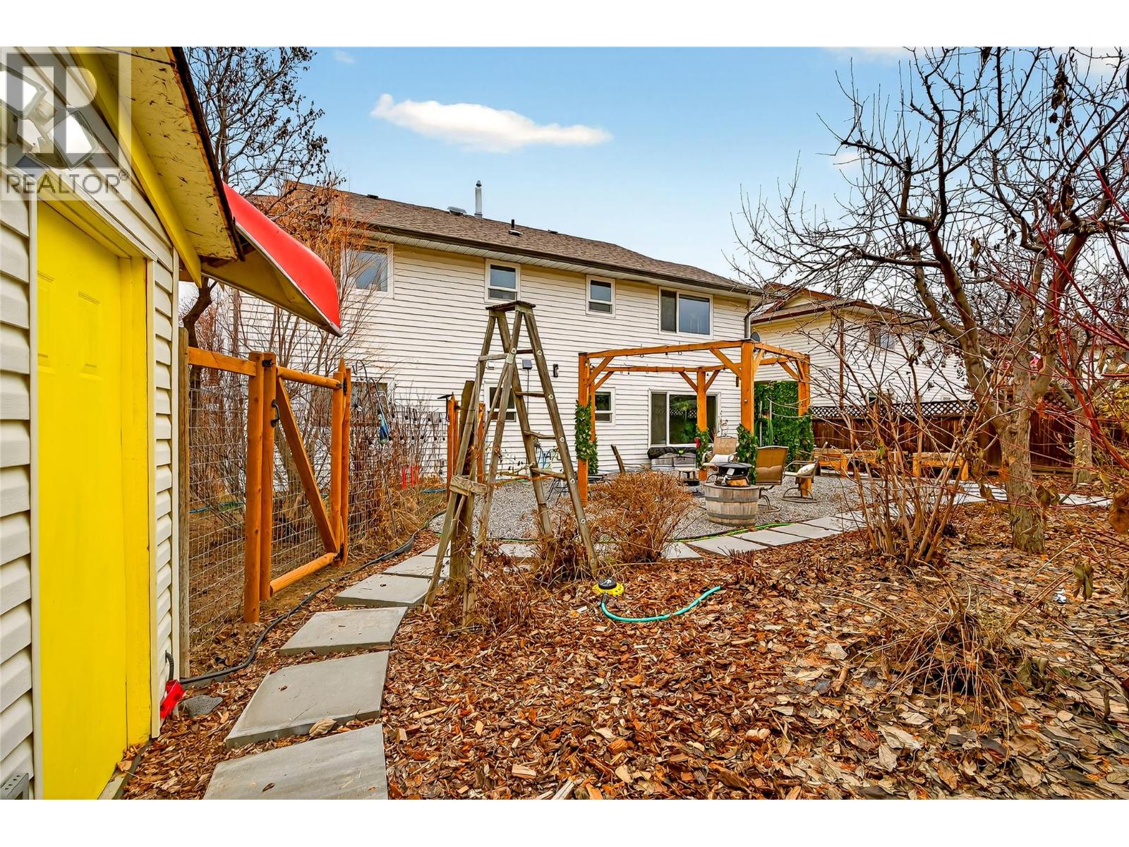 2952 Clapperton Avenue - 58
