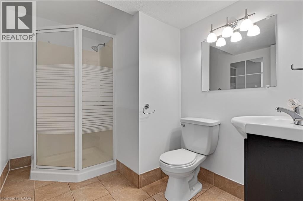 359 HIGHBROOK Crescent - 32