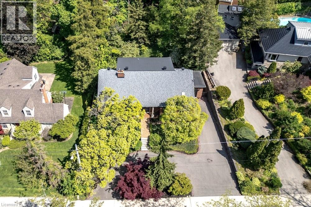 399 HESS Street S - 42