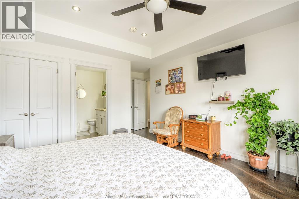 212 ADAMS AVENUE - 22